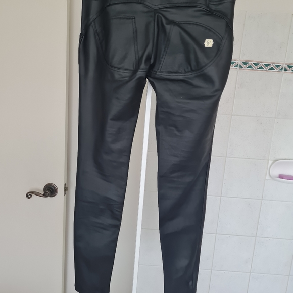 Freddy pants and flare pants - Picture 2 of 4